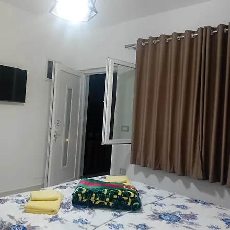 Apartment Bujtina4a Rrenc Rrence