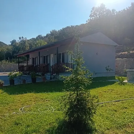 Bujtina4a Rrenc Apartament *